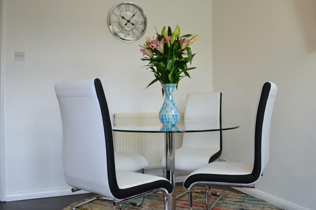Epicsa - Family & Corporate Stay Mews Apartments With Free Parking CBG Exterior foto